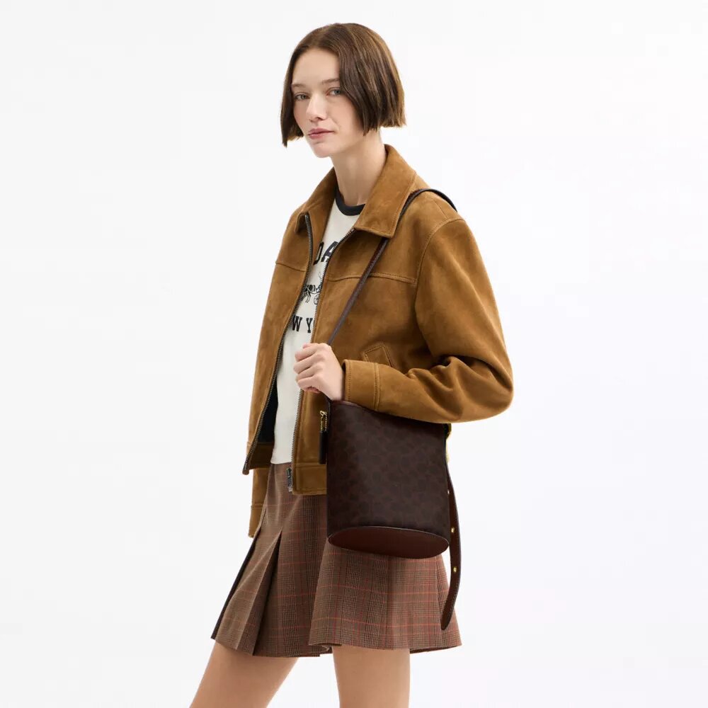Bleecker Kova Çanta 21, Signature Canvas