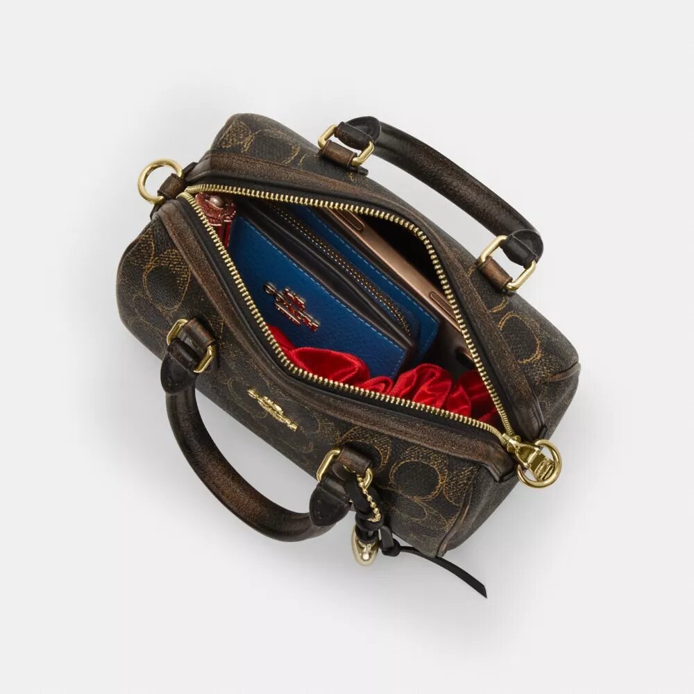 Charms Detaylı Loved Signature Canvas Mini Rowan Çapraz Askılı Çanta