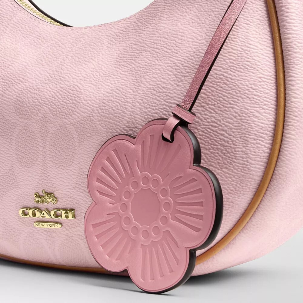 Charms Detaylı Signature Canvas Emily Omuz Çantası