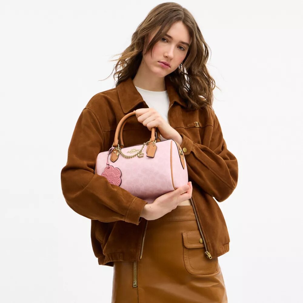 Charms Detaylı Signature Canvas Rowan Satchel Çanta