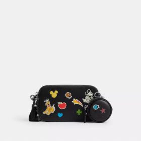 Disney X Coach Charter İnce Çapraz Askılı Çanta, Çıkartma Desenli