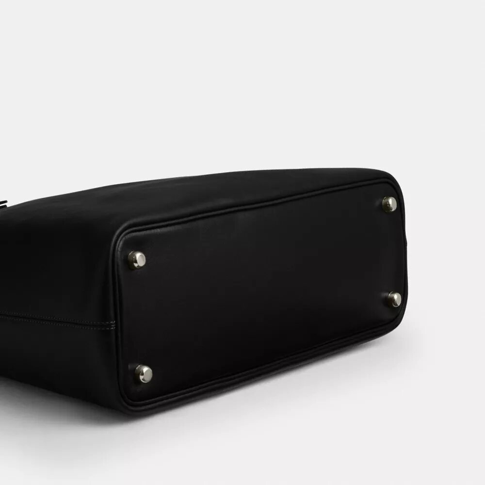 Easton Tote Çantalar
