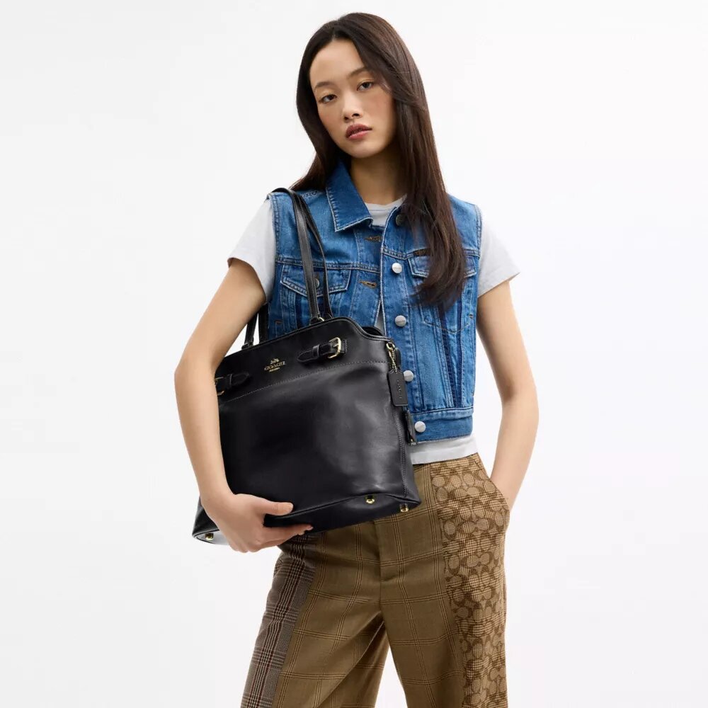 Easton Tote Çantalar