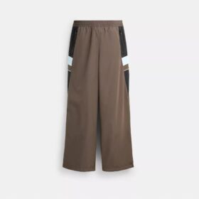 Geri Dönüştürülmüş Polyesterden Üretilmiş Düz Paça Pantolon