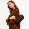 Çiçek Aplike Detaylı Etta Küçük Kapaklı Omuz Çantası