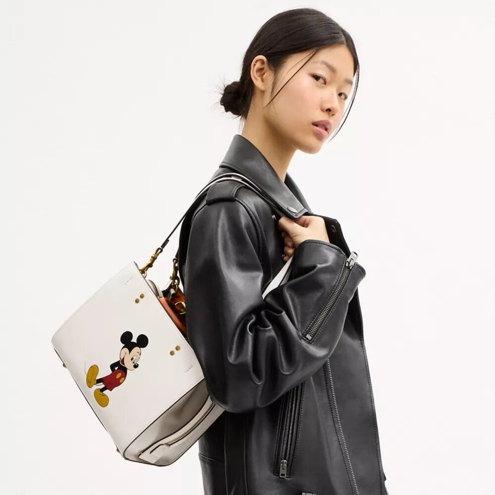 Mickey Mouse'lu Disney X Coach Rogue Çantalar 25