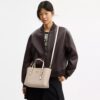 Mollie Tote Çantalar 25, Signature Canvas