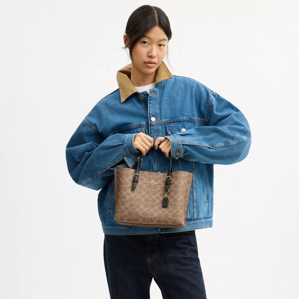 Mollie Tote Çantalar 25, Signature Canvas