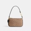 Nolita 19, Signature Canvas