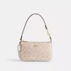 Nolita 19, Signature Canvas