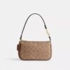 Nolita 19, Signature Canvas