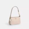 Nolita 19, Signature Canvas