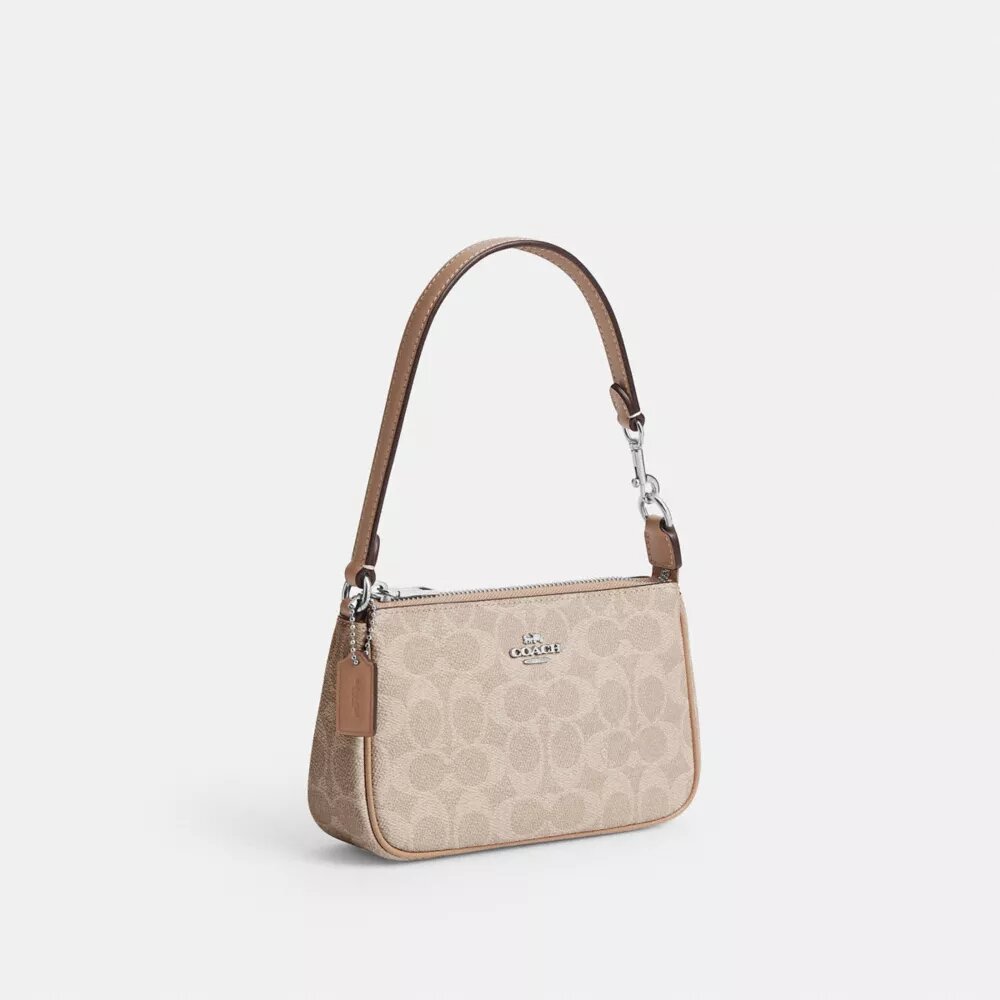 Nolita 19, Signature Canvas