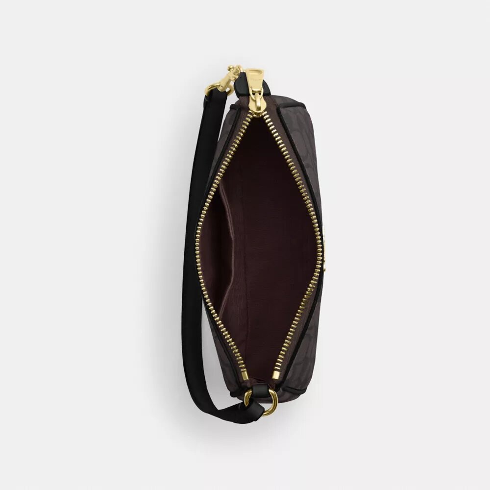 Nolita 19, Signature Canvas
