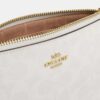 Nolita 19, Signature Canvas