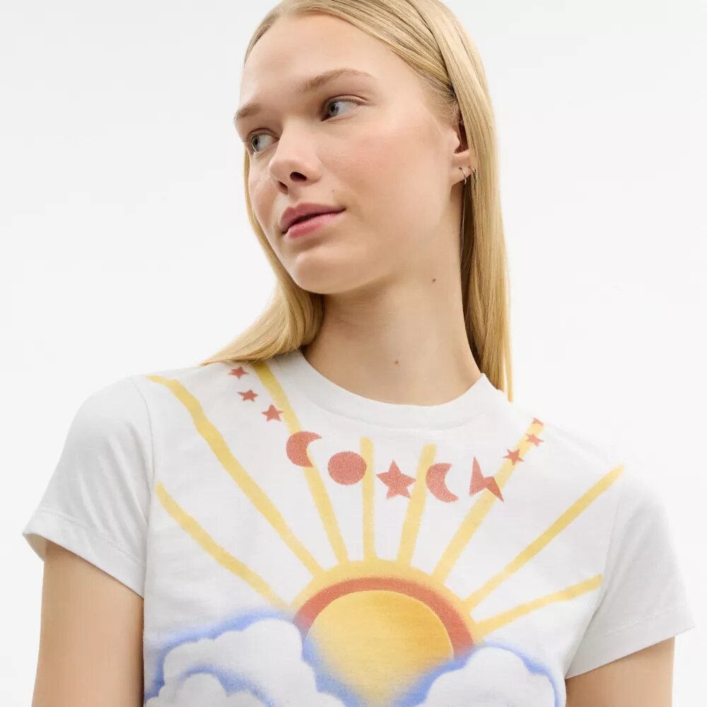 Organik Pamuktan Üretilmiş Airbrush 90'S Fit Tişört