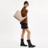 Signature Canvas City Tote Çantası
