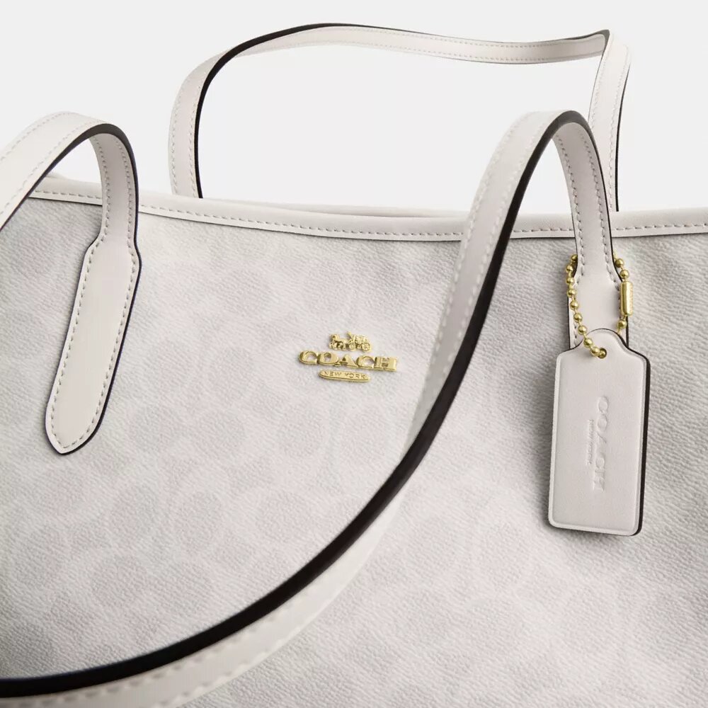 Signature Canvas City Tote Çantası