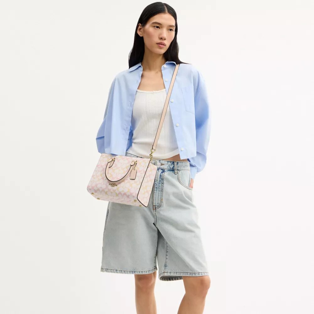 Signature Canvas Maggie Küçük Tote Çantası