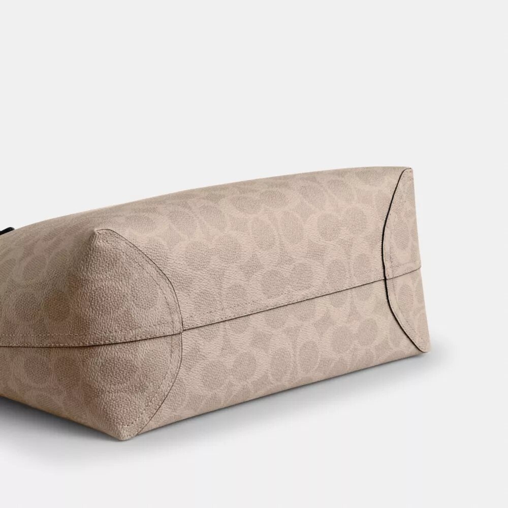Signature Canvas Orta Boy Şehir Tote Çantası