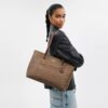 Signature Canvas Station Tote Çantası