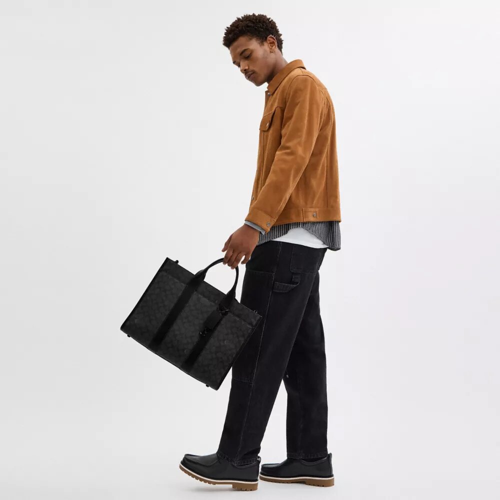 Signature Canvas Wesley Tote