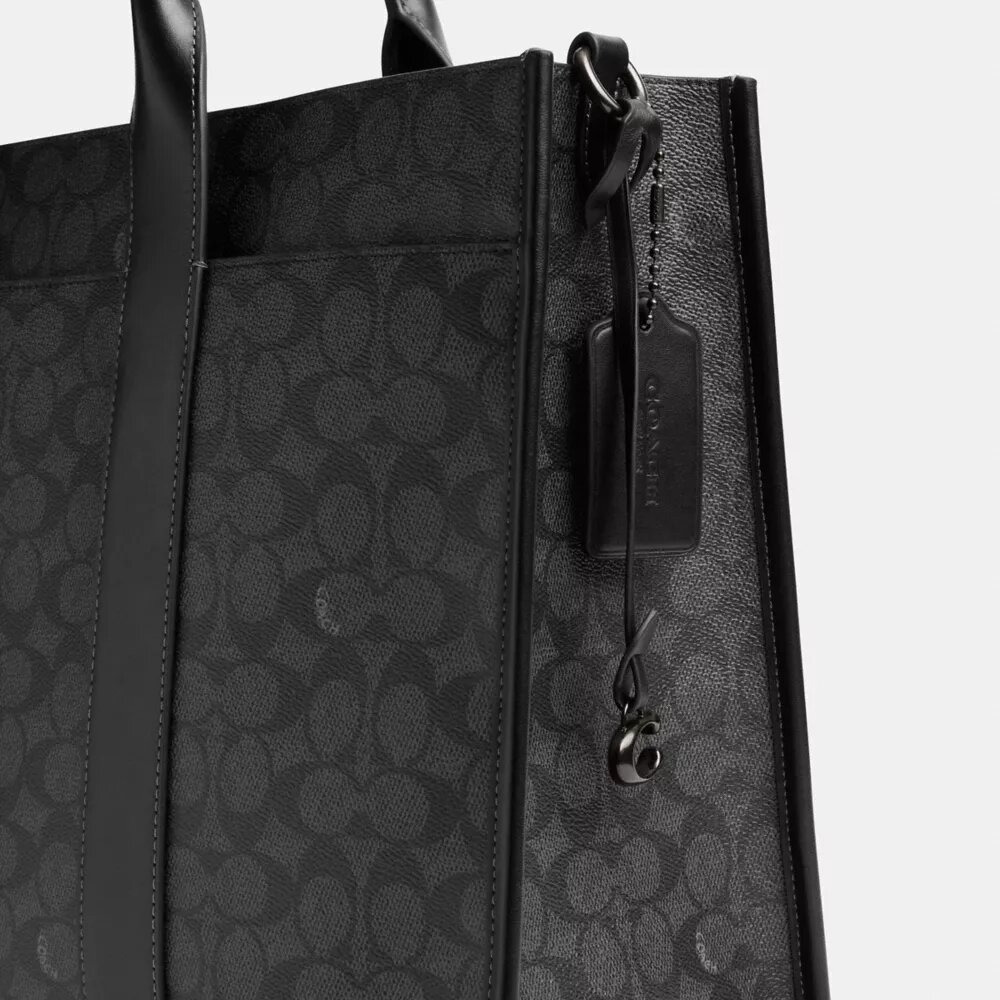 Signature Canvas Wesley Tote