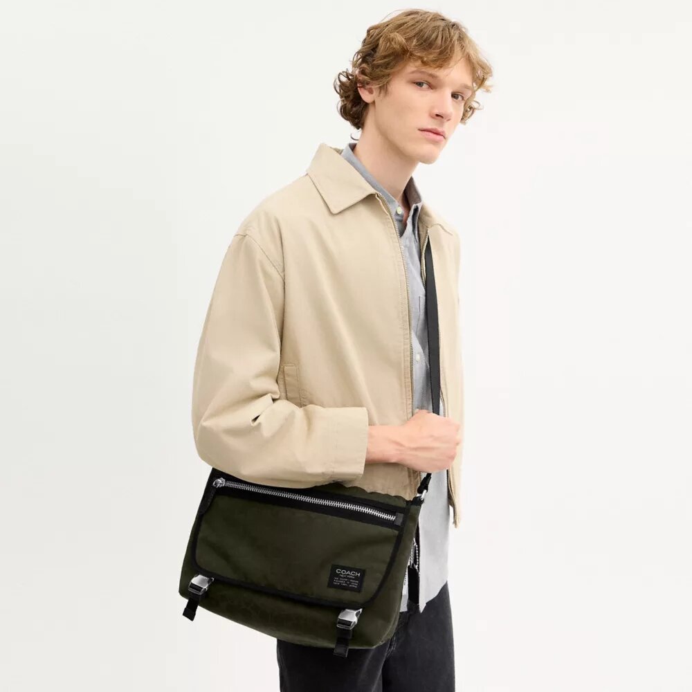 Signature Naylon Lane Messenger