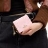 Süsler Detaylı, Signature Canvas Zincirli Mini Cüzdan