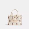 Yenilenebilir Pamuk Kanvas Üzerinde Mickey Mouse Desenli Disney X Coach Cargo Tote Çantası 26