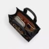Yenilenebilir Pamuk Kanvas Üzerinde Mickey Mouse Desenli Disney X Coach Cargo Tote Çantası 26