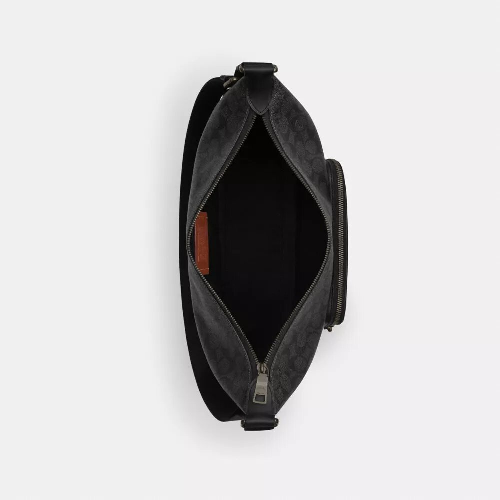Özel Signature Canvas'lı Cepli Finn Çapraz Çanta